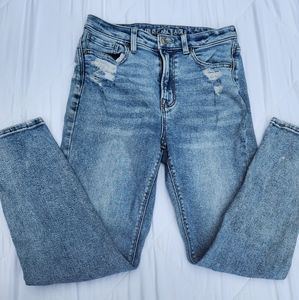American Eagle size 2 regular blue mom jeans